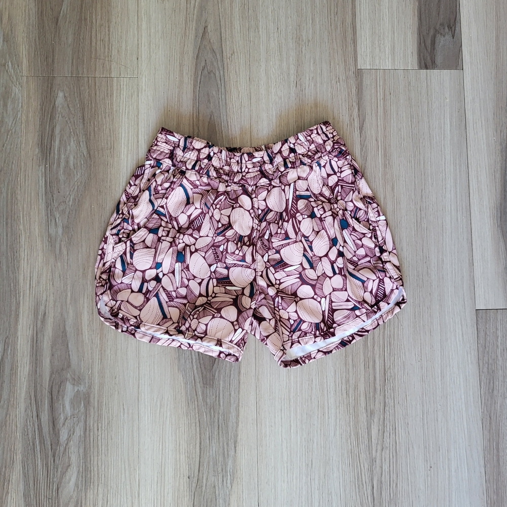Stylish Pink Patterned Girls Shorts